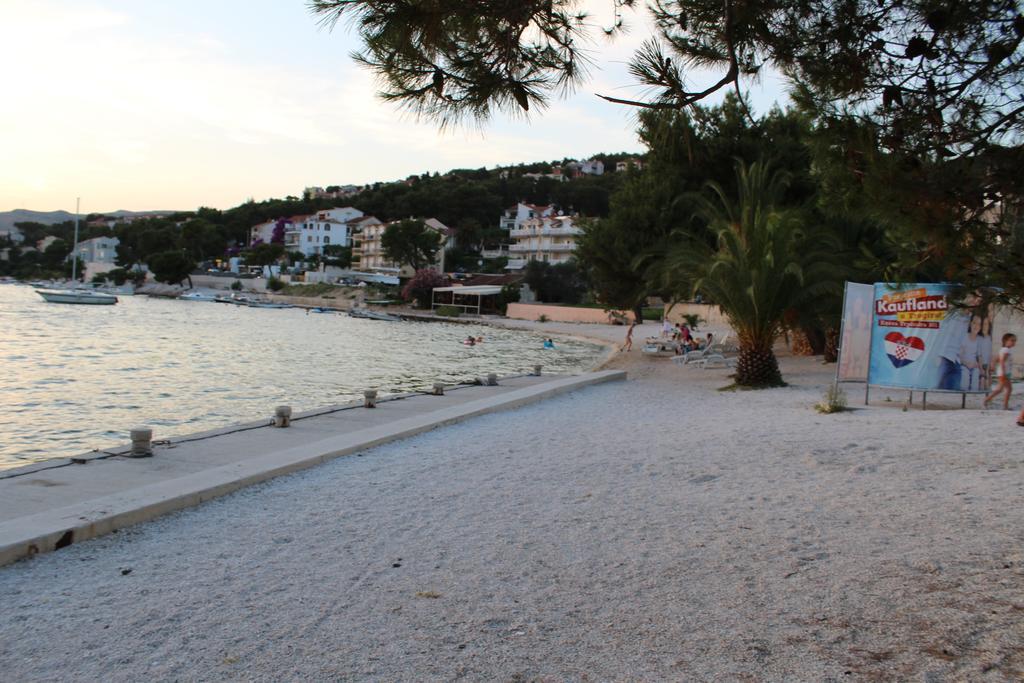 Apartment Cherie Trogir Bagian luar foto