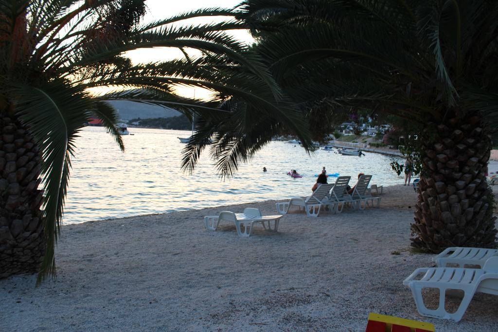 Apartment Cherie Trogir Bagian luar foto