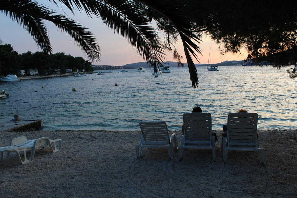 Apartment Cherie Trogir Bagian luar foto