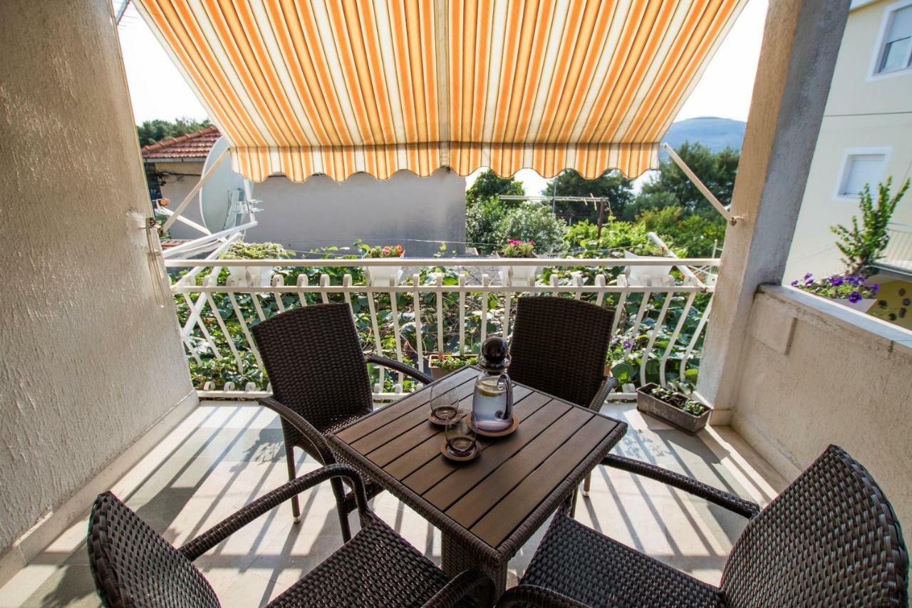 Apartment Cherie Trogir Bagian luar foto