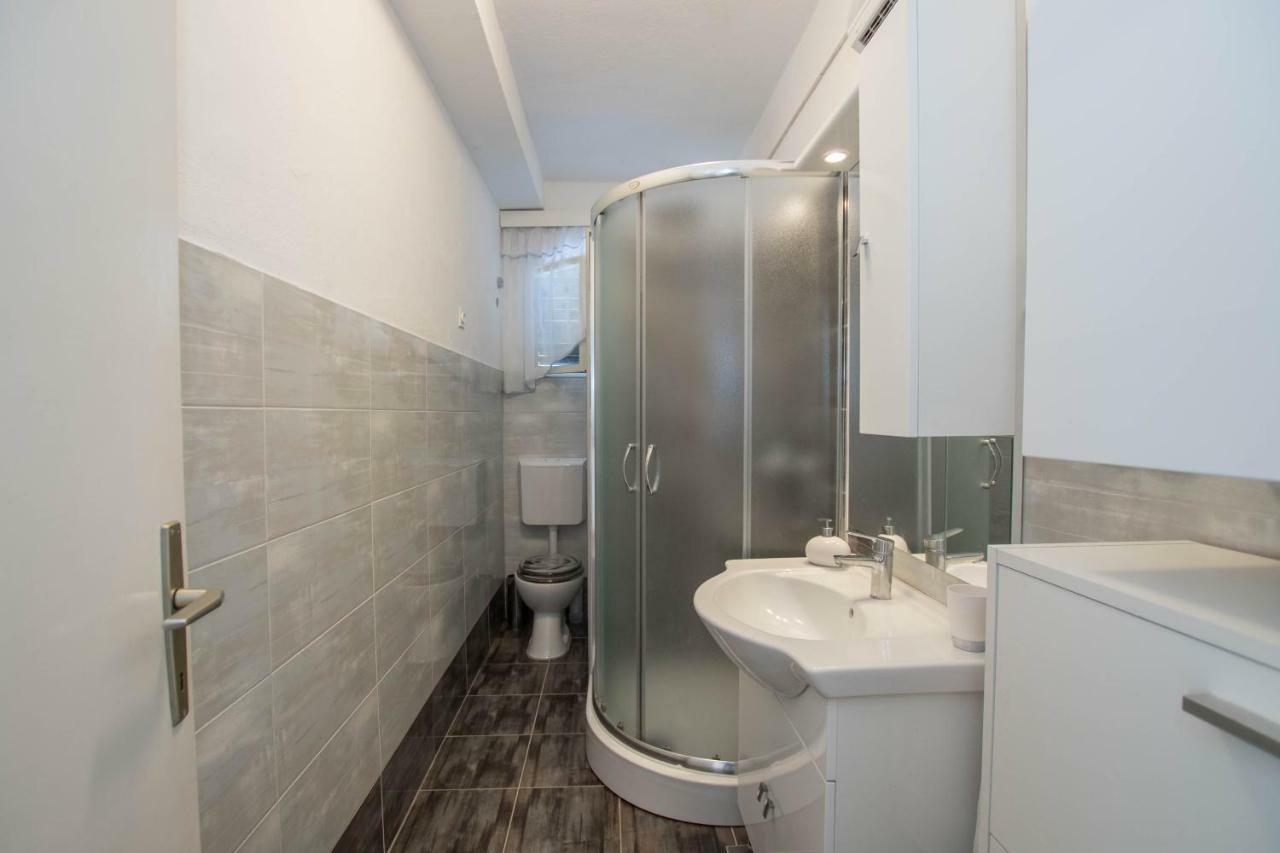 Apartment Cherie Trogir Bagian luar foto