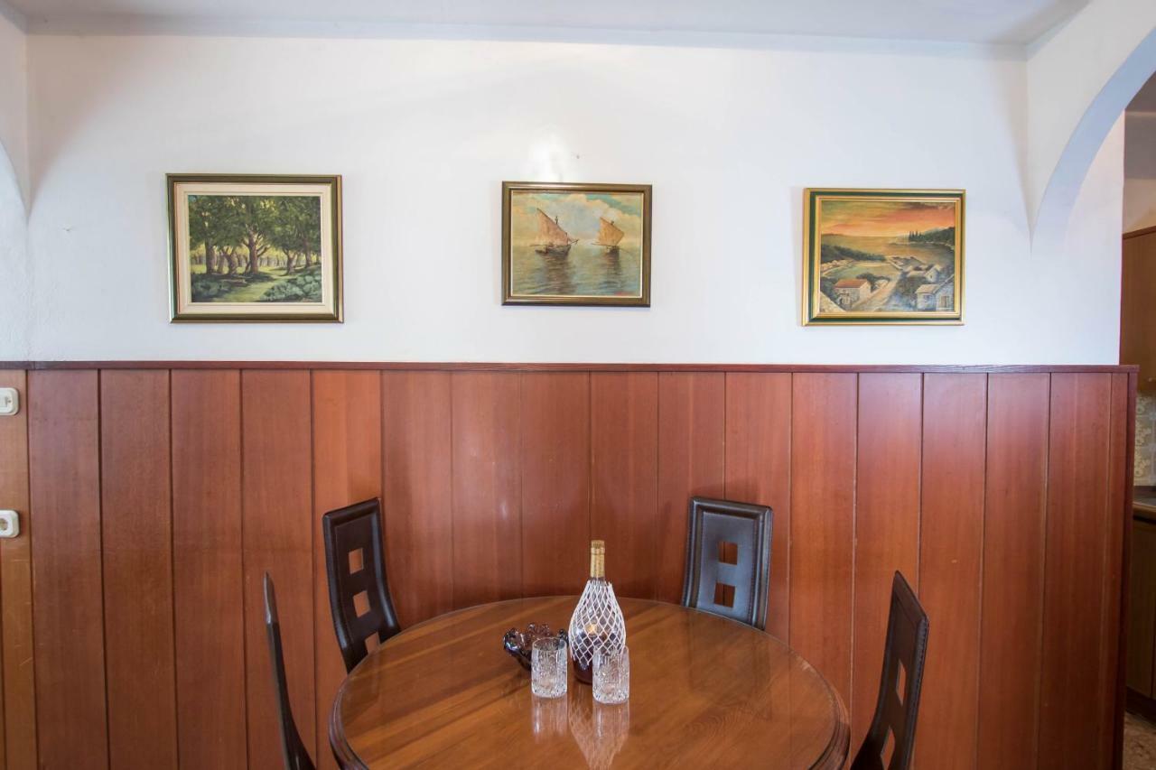 Apartment Cherie Trogir Bagian luar foto