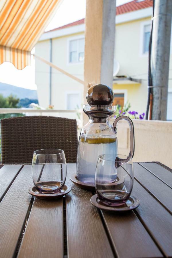 Apartment Cherie Trogir Bagian luar foto